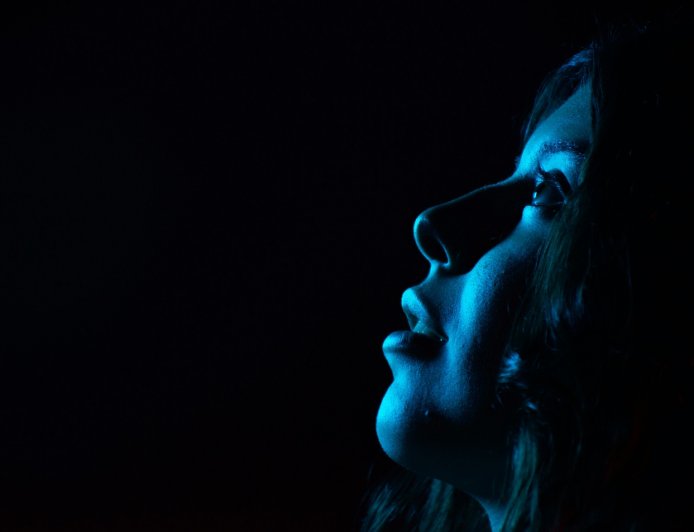 The Impact of Blue Light on Sleep in Digital Age Insomnia